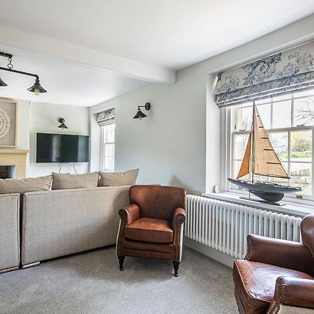 The Belle - A Lovingly Converted Grade II Listed Home From Home In بيكويل المظهر الخارجي الصورة