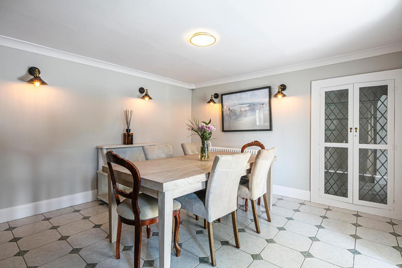 The Belle - A Lovingly Converted Grade II Listed Home From Home In بيكويل المظهر الخارجي الصورة
